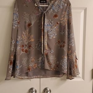 Women's fab'rik Grey/Tan Floral Blouse sz M